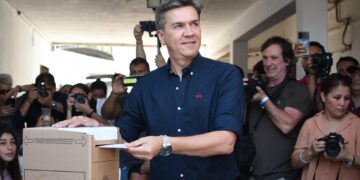 Zdero, de Juntos por el Cambio, aventaja al peronista Jorge Capitanich