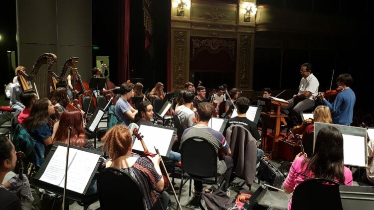 La Orquesta Académica Juvenil llevará a cabo el “Concierto de Primavera”.