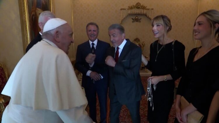 El papa Francisco recibió a Sylvester Stallone en el Vaticano