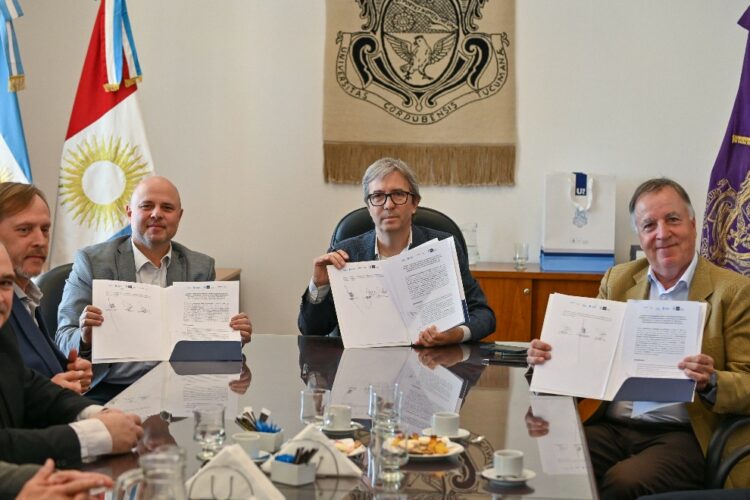 La Provincia, Bancor y la UNC acordaron financiar proyectos de innovación tecnológica