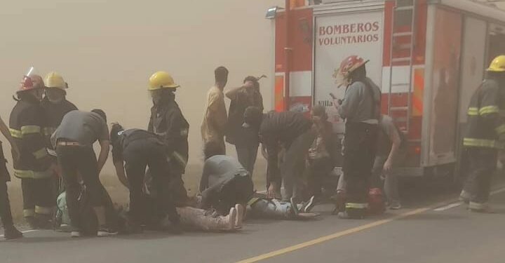 Las impactantes imágenes del accidente que dejó un muerto y 17 heridos en Río Segundo