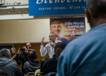 Una encuesta le adjudica un amplio triunfo a Accastello