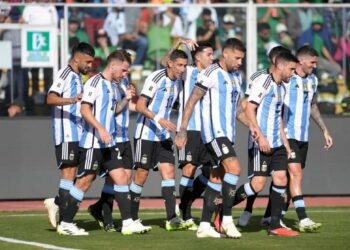 Argentina va por todo en Eliminatorias y recibe a Paraguay