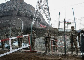 Armenios de Nagorno Karabaj se rindieron ante Azerbaiyán