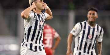 Talleres goleó a Barracas Central y llega afilado al clásico