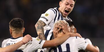 Talleres goleó a Barracas Central y llega afilado al clásico