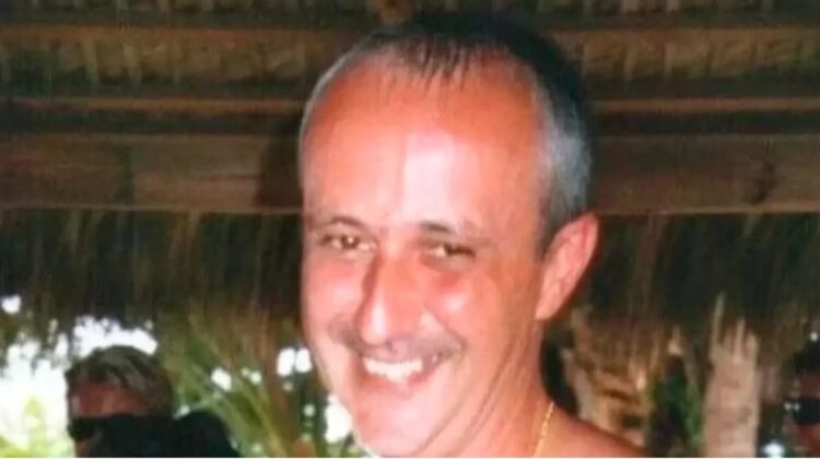 Fingió su muerte, pero su esposa lo descubrió en una isla de Grecia