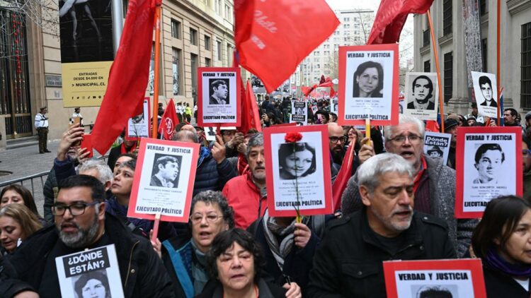 Sin consenso político, Chile revisa el Golpe de Pinochet