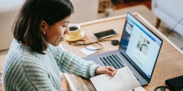 Ofrecen cursos de idiomas gratuitos para personas menores de 35 años