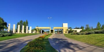 Vulneraron la seguridad de un barrio cerrado y consumaron un robo millonario