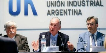 Fuerte rechazo empresario a la reducción de la jornada laboral