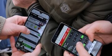 Preocupa el riesgo de adicción por el aumento de las apuestas online entre estudiantes secundarios