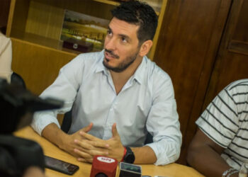 Ferrer condiciona su continuidad en el espacio de UCR Evolución