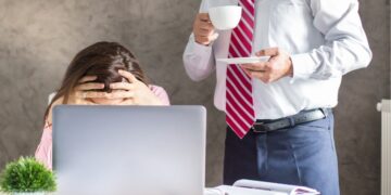 Lo pasaron al Centro Integral de Varones para que “mejore su comunicación con mujeres”