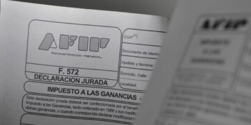Alivio en la carga fiscal de monotributistas y jubilados