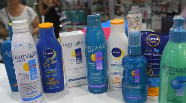 Protegerse del sol, un privilegio: los protectores solares aumentan hasta un 300%