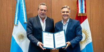 Llaryora y una foto que alimenta el armado del «partido cordobés”