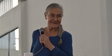 A Emilia Ferreiro. Presente