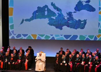 Francisco afirmó que Europa tiene la «responsabilidad» de afrontar la inmigración