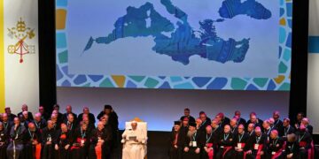 Francisco afirmó que Europa tiene la «responsabilidad» de afrontar la inmigración