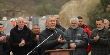 Schiaretti habilitó otro tramo de la autovía ruta 5