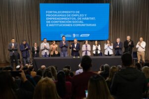 Por la crisis, Schiaretti reforzó las partidas sociales y de empleo Por la crisis, Schiaretti reforzó las partidas sociales y de empleo