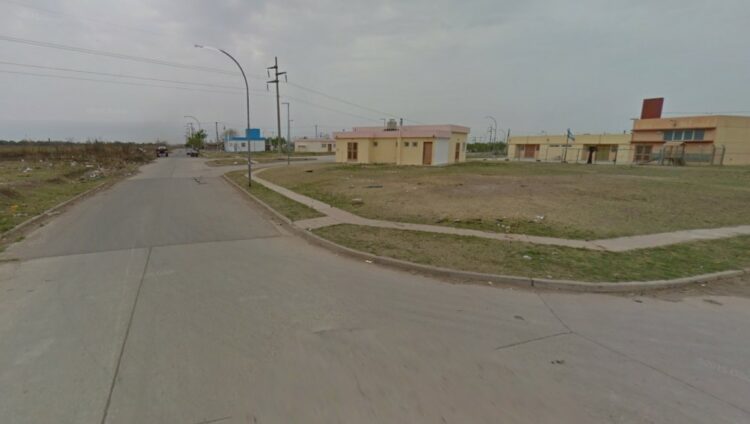 La policía rescató a dos niñas de 2 y 4 años abandonadas en una vivienda