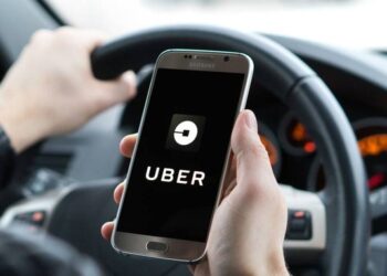 La ciudad triplicará las multas contra los conductores de Uber