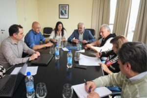 El acuerdo con la UEPC se extiende a todos los estatales y se suma un bono El acuerdo con la UEPC se extiende a todos los estatales y se suma un bono