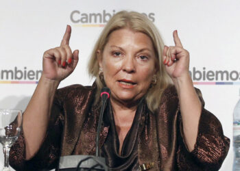 Carrió no votará en el ballottage: «No voy a ir, me cansó moralmente la sociedad»