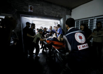 Un bombardeo en un hospital de Gaza deja al menos 200 muertos