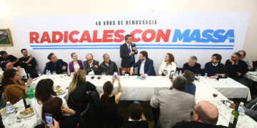 La UCR ratifica neutralidad tras el apoyo de un grupo de militantes y dirigentes a Massa