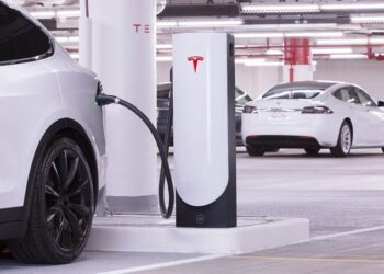 La demanda de coches eléctricos económicos, un desafío para las principales empresas