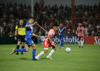 Instituto cayó ante Vélez y salió de la zona de clasificación