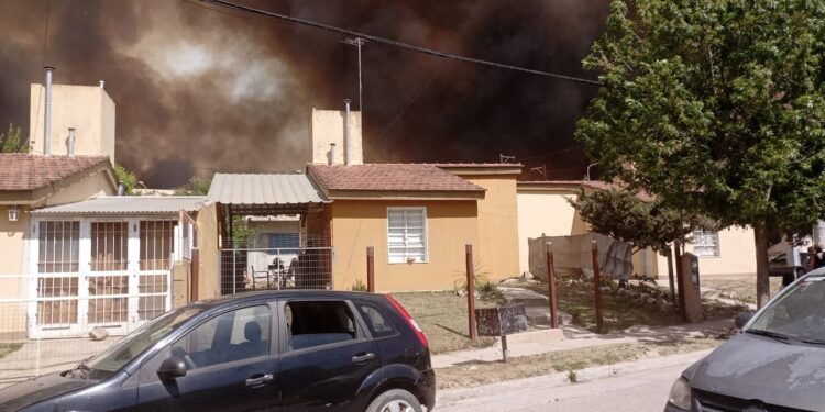 En imágenes, así es la dramática situación del fuego en Córdoba