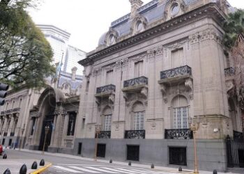 Más de 200 argentinos en Israel solicitaron la repatriación