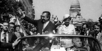 A 40 años del triunfo de Alfonsín, dirigentes de distintos partidos resaltaron los valores democráticos