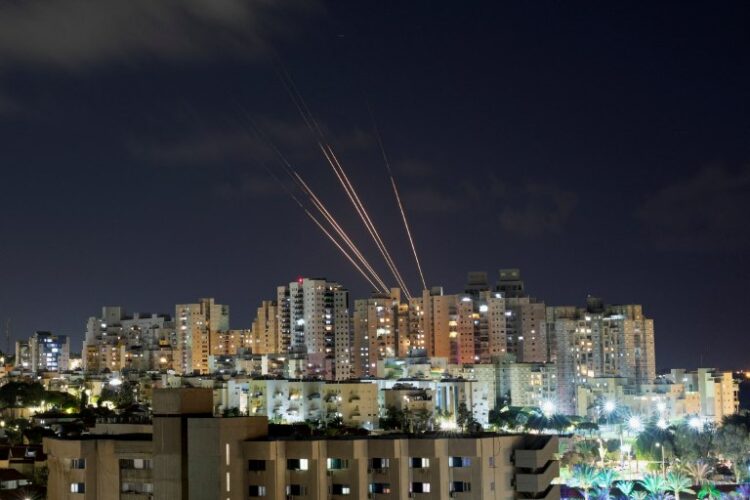 Israel volvió a a bombardear Gaza luego de que Hamás liberó a dos rehenes de EE.UU.