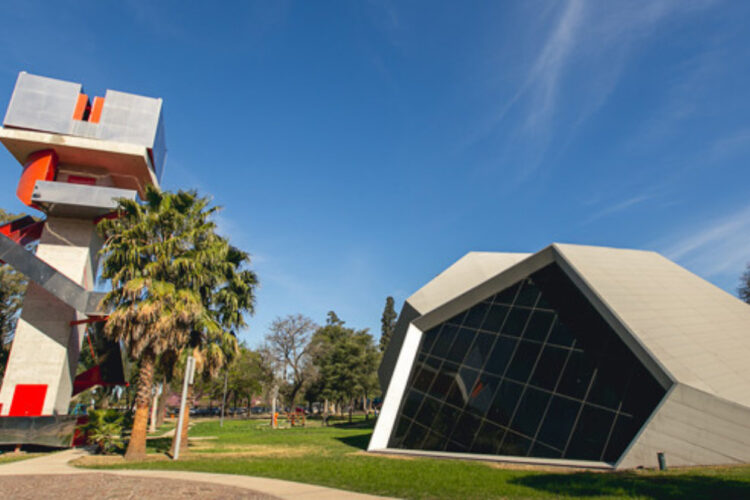 Plaza Cielo y Tierra inaugura el primer Mirador de estrellas de Córdoba