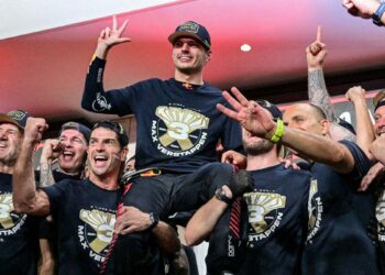 Verstappen se consagró tricampeón