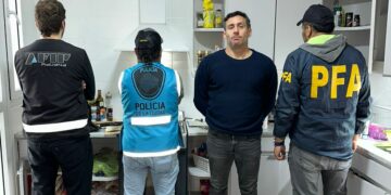 Detuvieron al hombre que se burló de la azafata de Aerolíneas