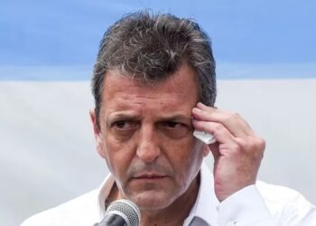 Massa lidera las elecciones nacionales, pero no evita el ballottage con Milei