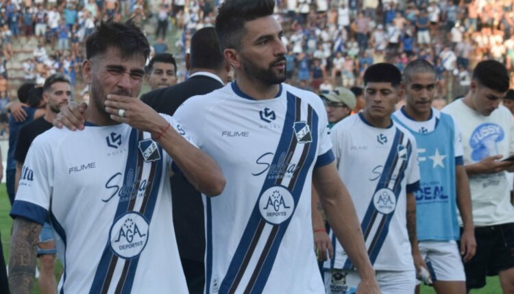 Juventud Antoniana, un gigante del norte, había descendido el domingo.