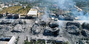 Israel intensifica los bombardeos en Gaza y ultima las “tres fases” de la ofensiva militar