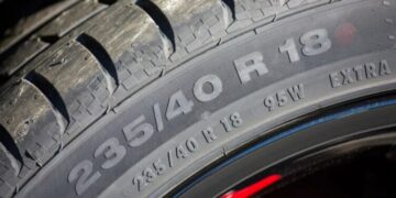 La importancia y significado de los números que llevan inscriptos los neumáticos