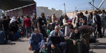 La ONU informó que casi el 60% de la población de Gaza ya fue desplazada