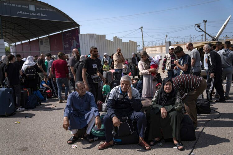 La ONU informó que casi el 60% de la población de Gaza ya fue desplazada