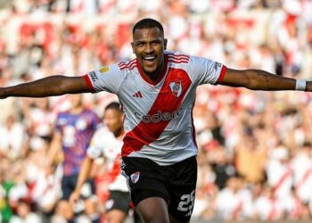 River le ganó a Talleres por 1 a 0 y salta al liderazgo de la Zona A