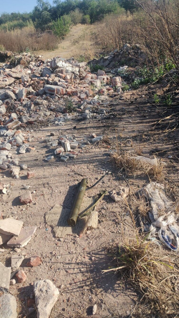 Mientras huía de la Policía, dejó una bazuca en el camino hacia Chacra de la Merced