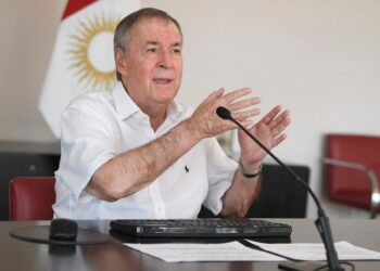 Por los incendios en la provincia, Schiaretti pidió a la población que «respete» las indicaciones